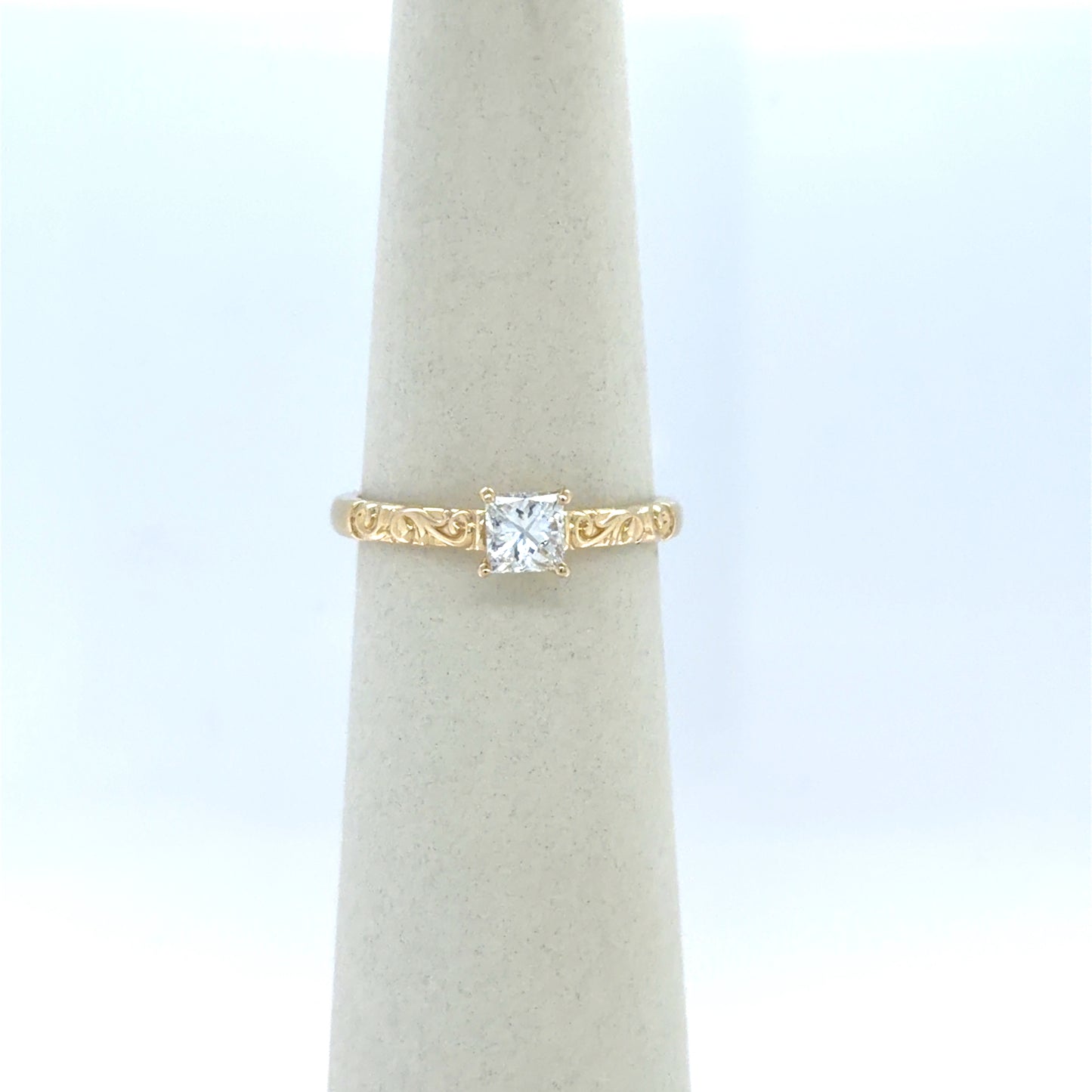 0.4 CT Princess-Cut Diamond Solitaire Engagement Ring in Yellow Gold
