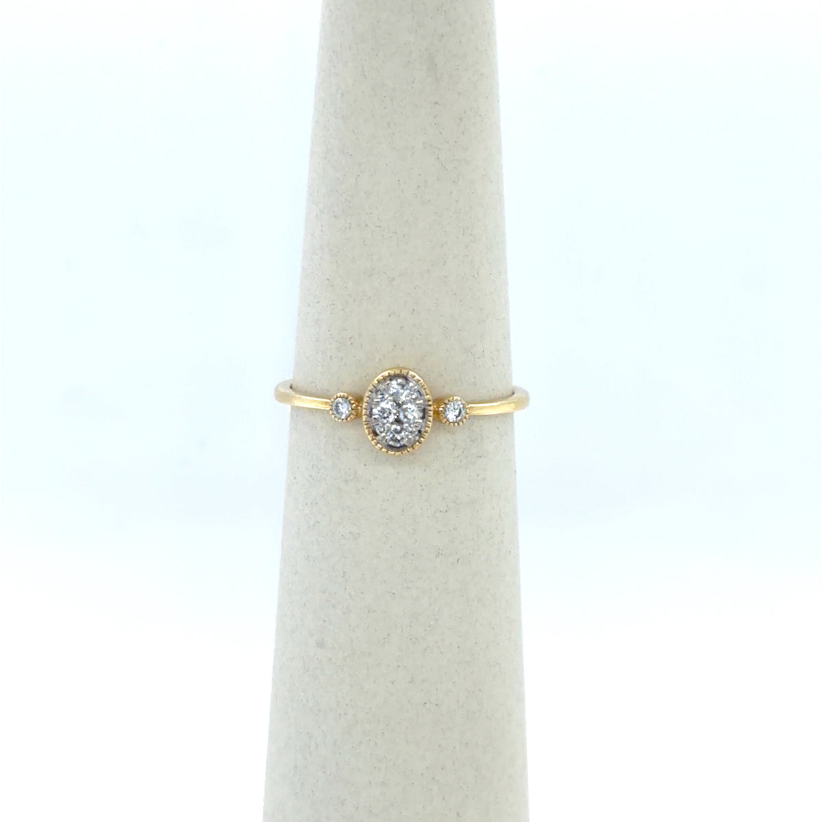 0.16 CTW Oval Diamond Cluster Ring in 14K Yellow Gold