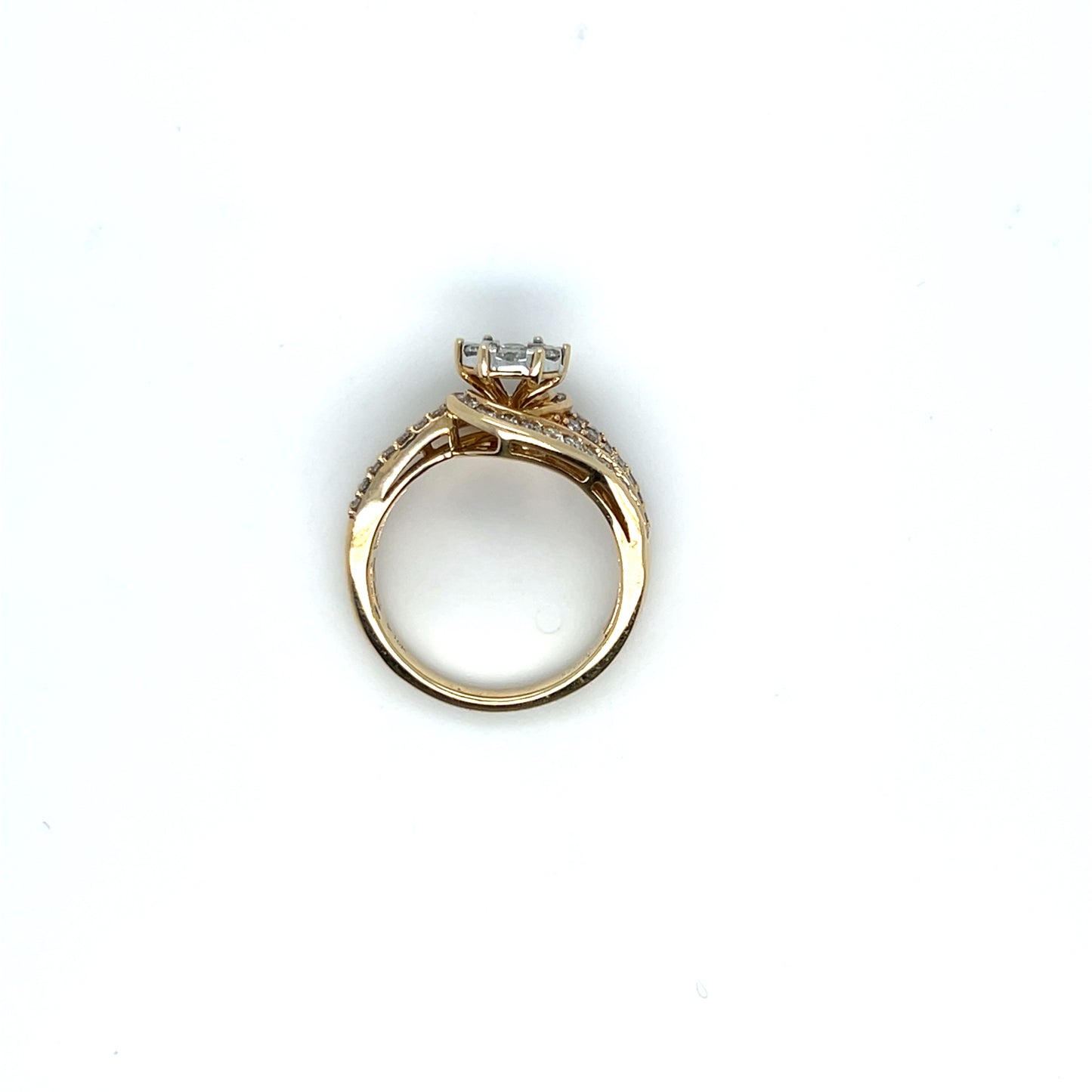 1.00CTW Diamond Cluster Ring in 10K Yellow Gold