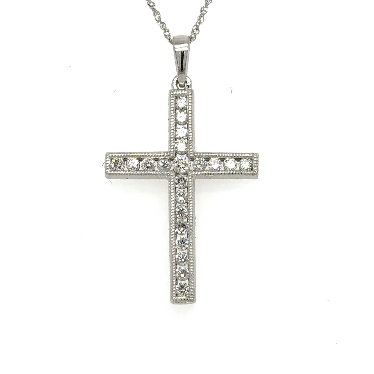 .50ctw Diamond 14kt White Gold Cross with Chain