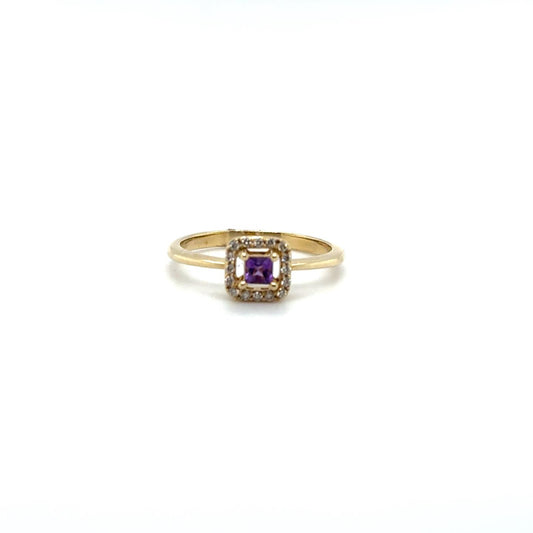 .09ctw Diamond and .13ct Amethyst 10kt Yellow Gold Ring
