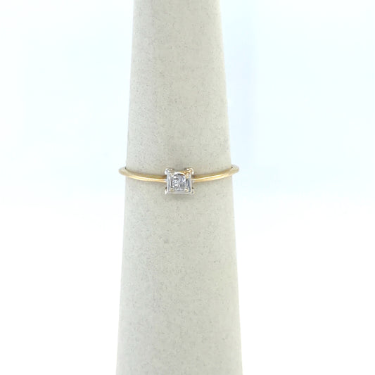 0.08 CTW Princess-Cut Diamond Promise Ring in 10K Yellow Gold