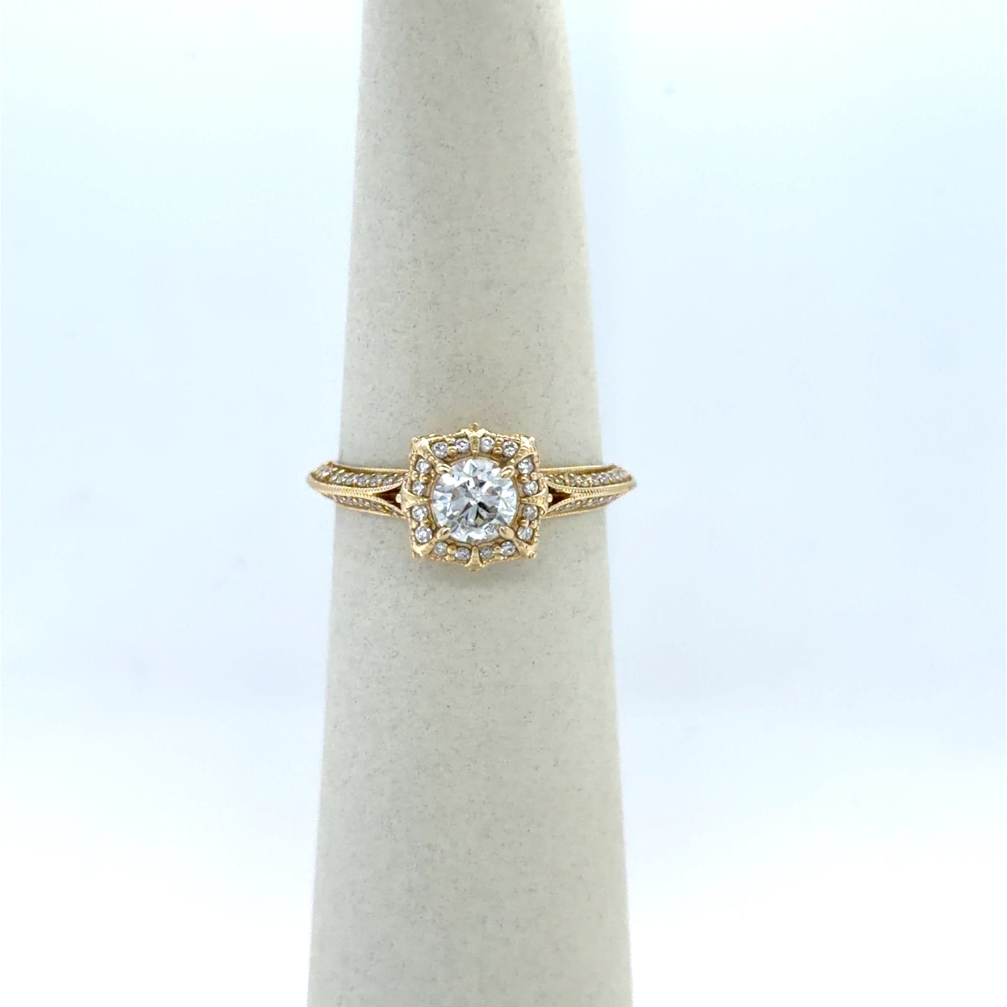 0.5 CT Round Diamond Vintage Halo Engagement Ring in 14K Yellow Gold