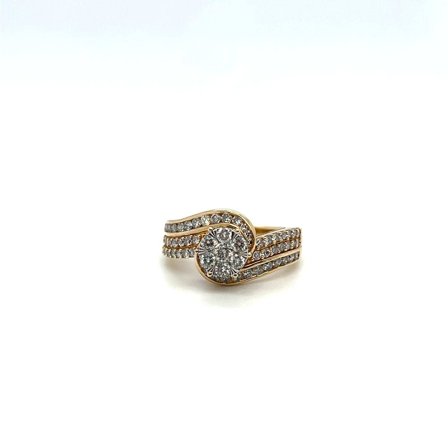 1.00CTW Diamond Cluster Ring in 10K Yellow Gold