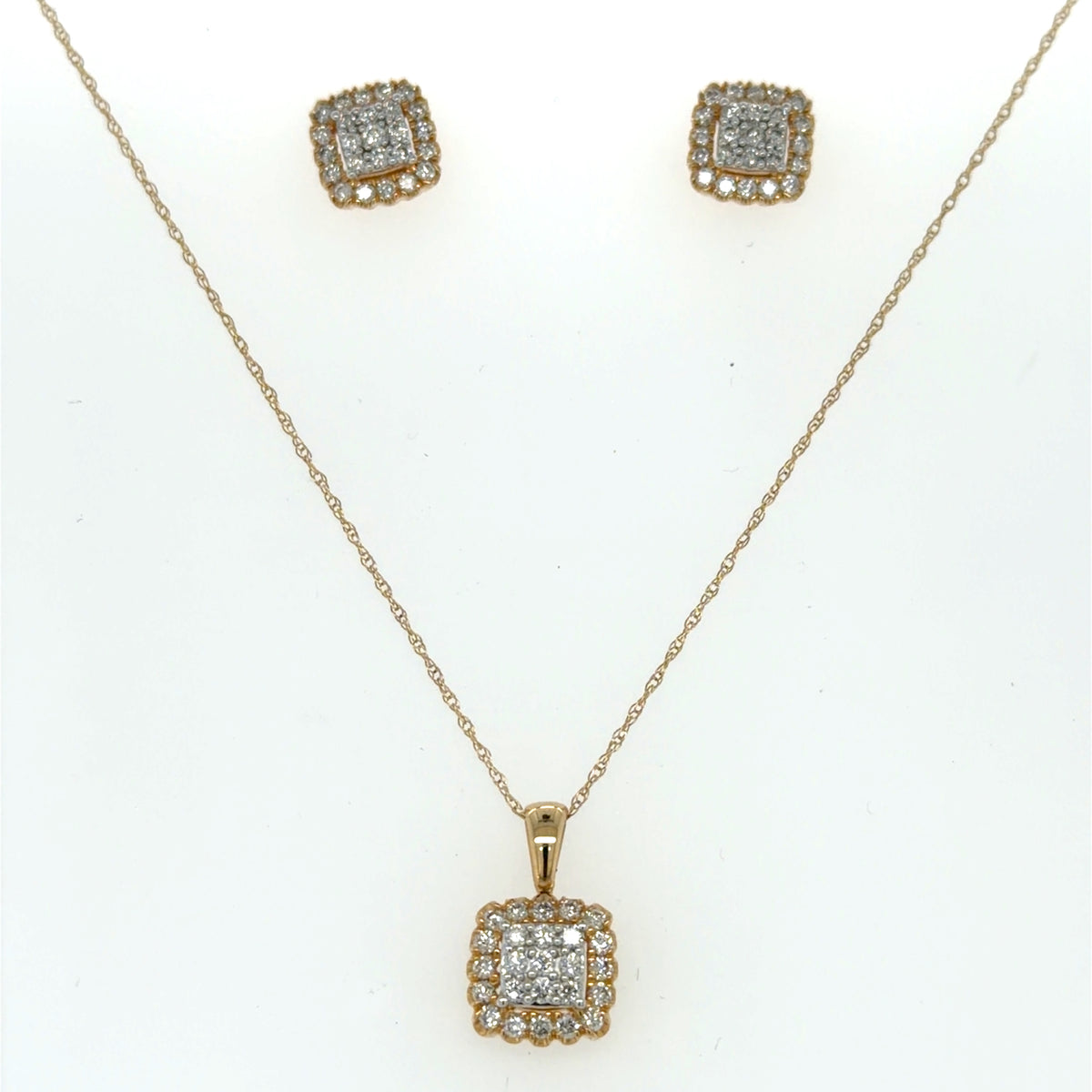 0.81 CTW Square Diamond Pendant in 14K Yellow Gold