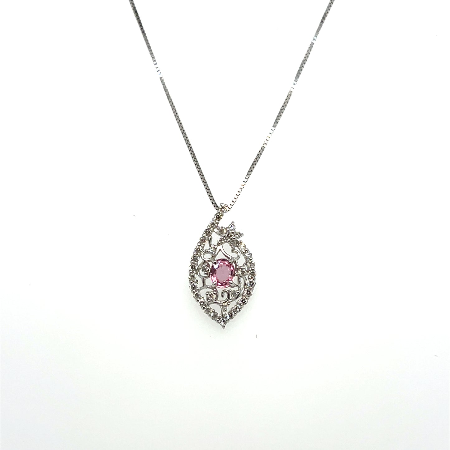 Diamond Pendant in 18K White Gold