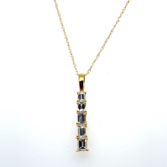 1ctw Diamond 18kt Yellow Gold Pendant with Chain