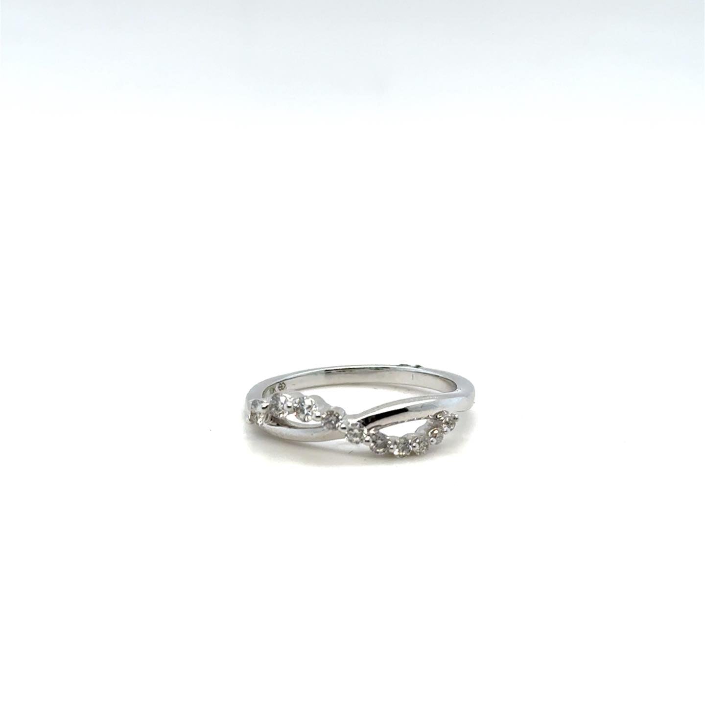 .25ctw Diamond Journey 10kt White Gold Ring