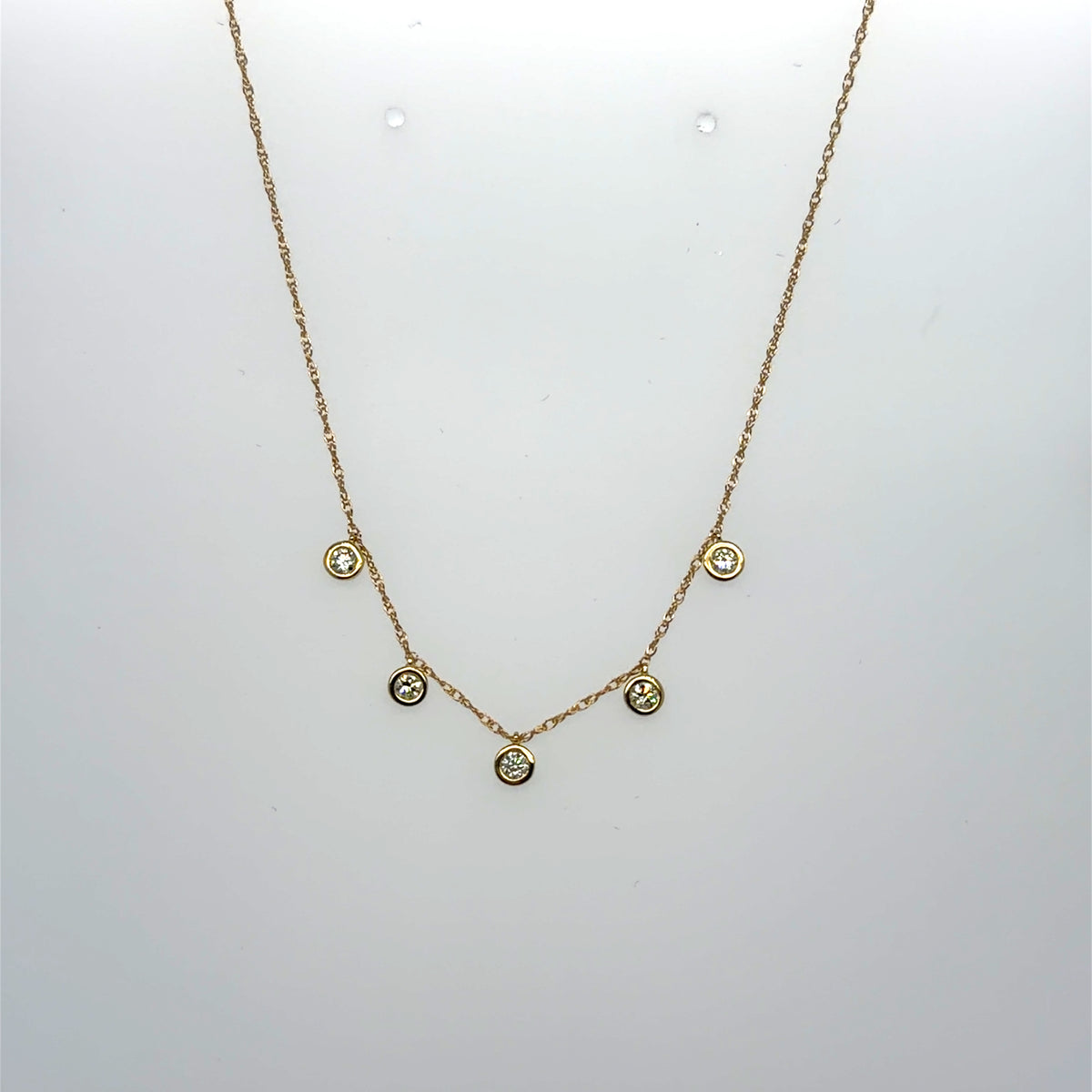 0.21 CTW Bezel-Set Diamond Necklace in 14K Yellow Gold