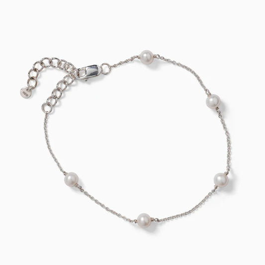 Southern Gates Contemporary Ariel Pearl Station Bracelet
